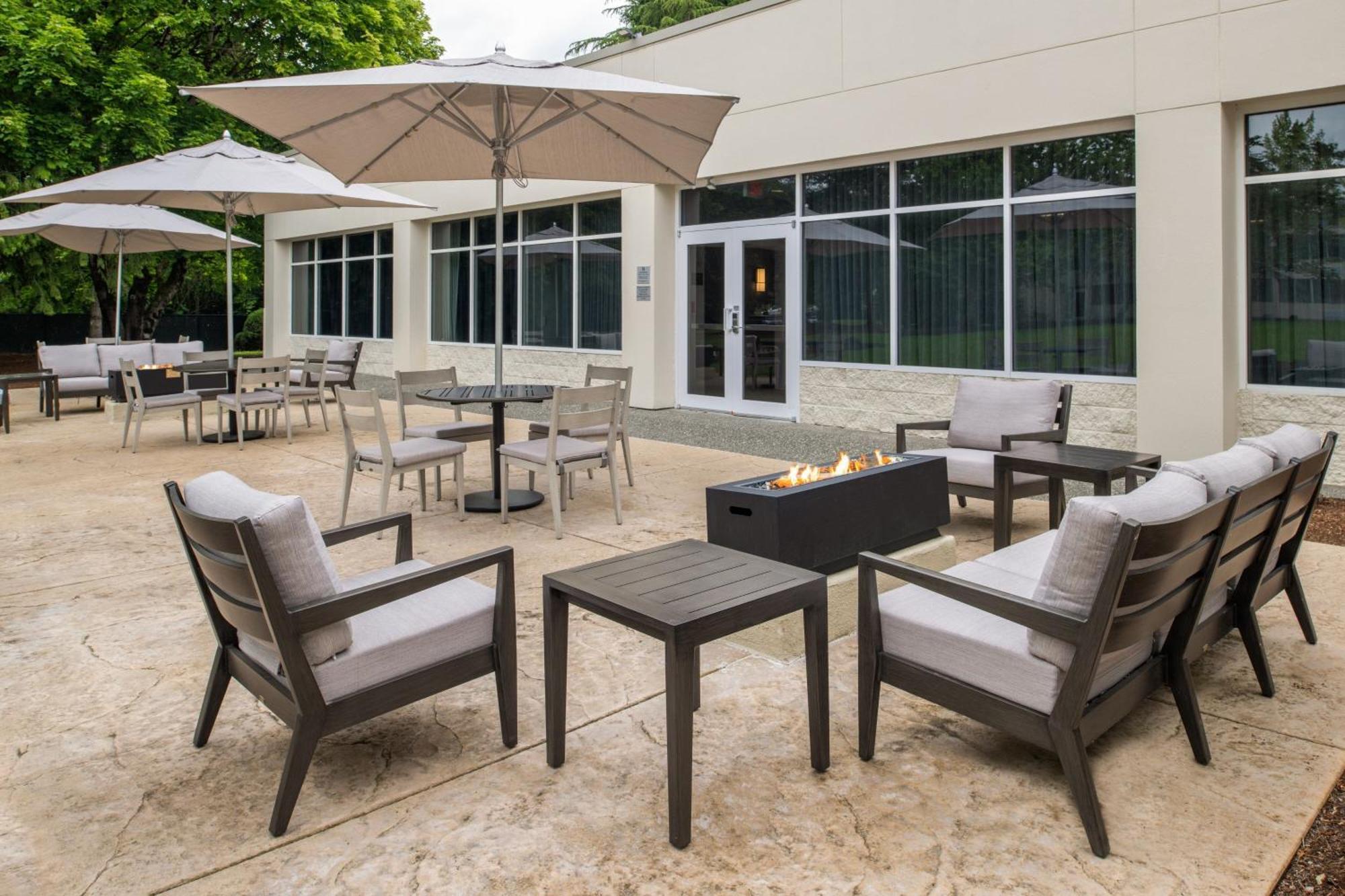 Fairfield By Marriott Issaquah Hotel Exterior photo
